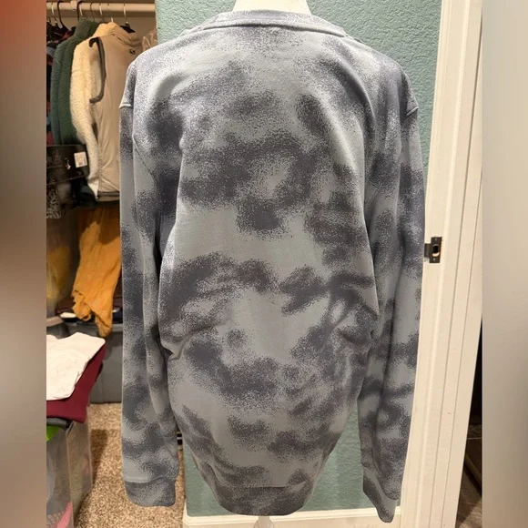 Under Armour Blue and Gray Women's Crew Neck Sweater - Picture 2 of 6